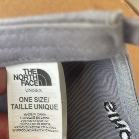 North face cap adjustable - Picture 4 of 5